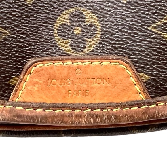 SOLD! Louis Vuitton Menilmontant PM Crossbody Bag - Picture 7 of 16